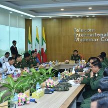 တပ်မတော်ကာကွယ်ရေးဦးစီးချုပ် ဗိုလ်ချုပ်မှူးကြီး မင်းအောင်လှိုင် Telecom International Myanmar Co.,Ltd.(MyTel) ရုံးချုပ်သို့ သွားရောက်ကြည့်ရှုလေ့လာ