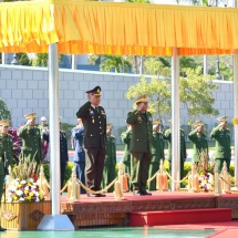 Senior General Min Aung Hlaing welcomes Chief of Defence Forces of Royal Thai Armed Forces General Ponpipaat Benyasri,holds talks on friendship between two armed forces, presents Honorary Medal of Commander-in-Chief of Defence Services