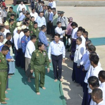 နိုင်ငံတော်စီမံအုပ်ချုပ်ရေးကောင်စီဥက္ကဋ္ဌ နိုင်ငံတော်ဝန်ကြီးချုပ် ဗိုလ်ချုပ်မှူးကြီး မင်းအောင်လှိုင် သမိုင်းဝင် မဟာမကုဋရံသီ ဆံတော်ရှင်မြတ်မော်တင်စွန်းစေတီတော်ကြီးသို့ သွားရောက်ဖူးမြော်ကြည်ညို၊ ရင်ပြင်တော်တိုးချဲ့ခြင်းနှင့် ပြုပြင်မွမ်းမံခြင်း လုပ်ငန်းဆောင်ရွက်နေမှုများအား ကြည့်ရှုစစ်ဆေး