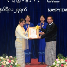 Chairman of State Administration Council Prime Minister Senior General Min Aung Hlaing and wife Daw Kyu Kyu Hla attend prize-giving ceremony and dinner held in honour of the 23rd Arts and Science Research Conference