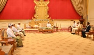 နိုင်ငံ‌တော်စီမံအုပ်ချုပ်ရေးကောင်စီဥက္ကဋ္ဌ နိုင်ငံတော်ဝန်ကြီးချုပ်ဗိုလ်ချုပ်မှူးကြီး မင်းအောင်လှိုင် ထံ မြန်မာနိုင်ငံဆိုင်ရာ အီသီယိုပီးယားဖက်ဒရယ်ဒီမိုကရက်တစ်သမ္မတနိုင်ငံ သံအမတ်ကြီး သံအမတ်ခန့်အပ်လွှာပေးအပ်