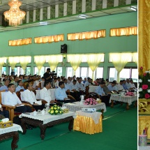 နိုင်ငံတော်စီမံအုပ်ချုပ်ရေးကောင်စီဥက္ကဋ္ဌ နိုင်ငံတော်ဝန်ကြီးချုပ်   ဗိုလ်ချုပ်မှူးကြီး မင်းအောင်လှိုင်   ရှမ်းပြည်နယ်(မြောက်ပိုင်း)အတွင်းရှိ ပြည်နယ်၊ ခရိုင်၊ မြို့နယ်အဆင့်ဌာနဆိုင်ရာ တာဝန်ရှိသူများ၊ မြို့မိ၊ မြို့ဖများ၊ အသေးစား၊ အငယ်စားနှင့် အလတ်စား စီးပွားရေး(MSME) လုပ်ငန်းရှင်များနှင့် တွေ့ဆုံဆွေးနွေး