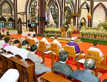 SAC Chairman Prime Minister Senior General Min Aung Hlaing joins Christmas thanksgiving ceremony