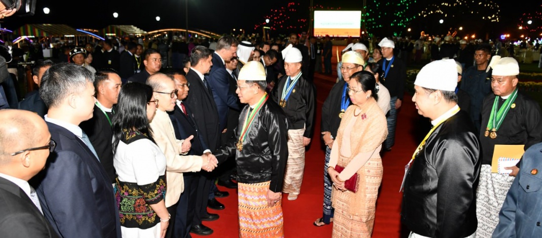 Honorary dinner, entertainment commemorating 77th Anniversary Independence Day held